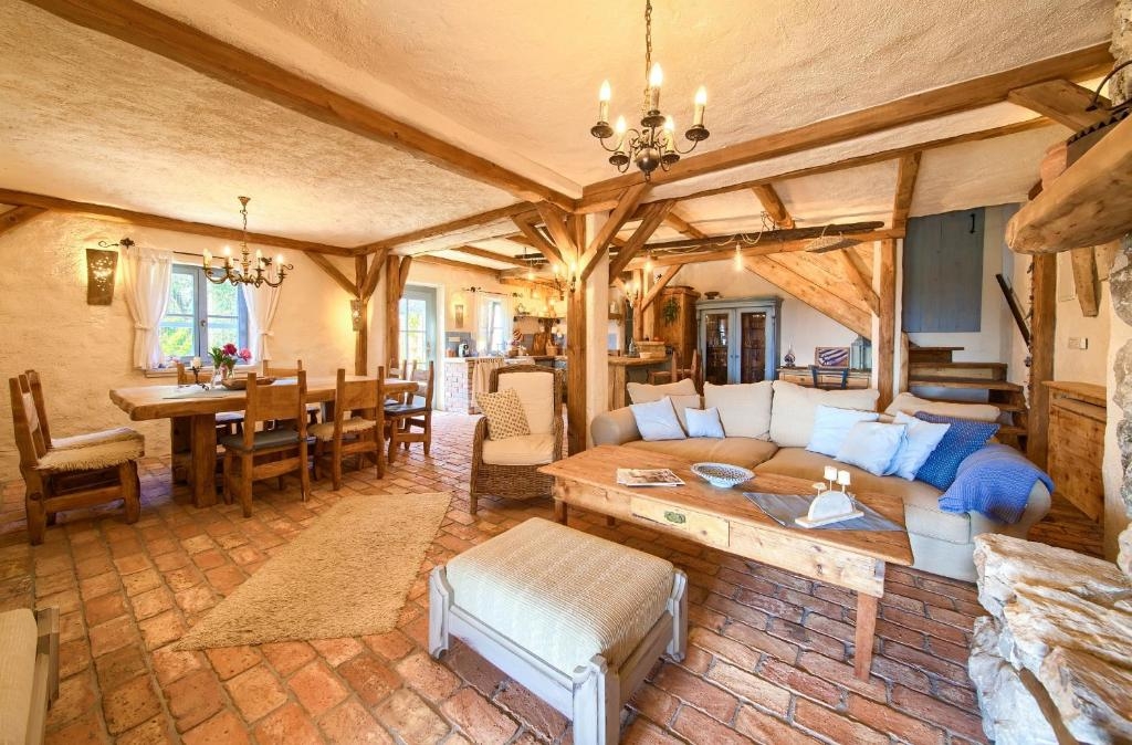 Haus Zu verkaufen - Primorsko-goranska Sveti Vid-Miholjice