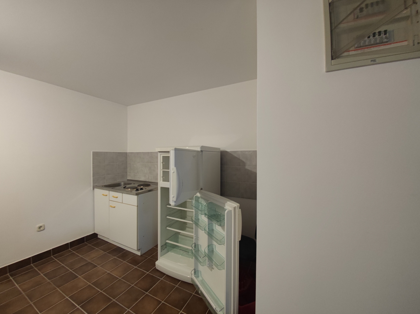 Appartamento In vendita -  Njivice