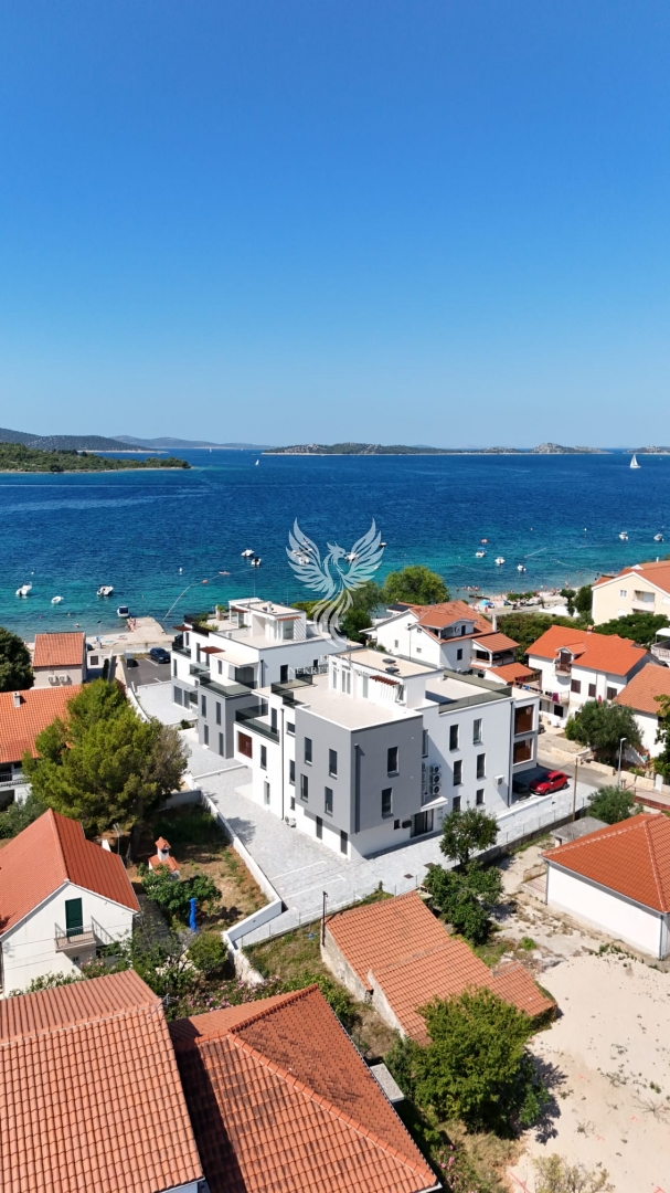 Commerciale In vendita -  Srima