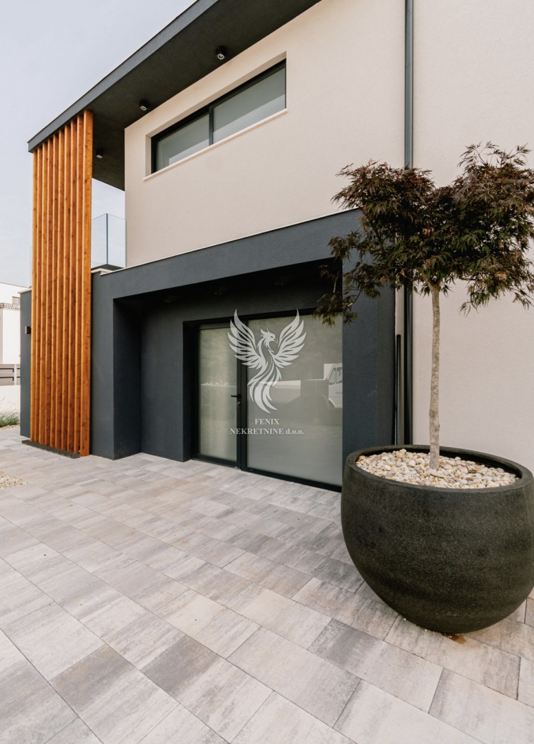 House For sale -  Srima