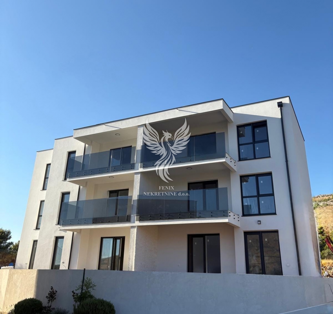 Appartamento In vendita Šibenik - Okolica