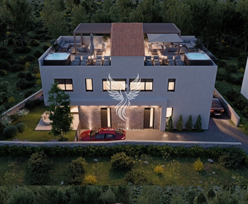 Casa In vendita -  Murter