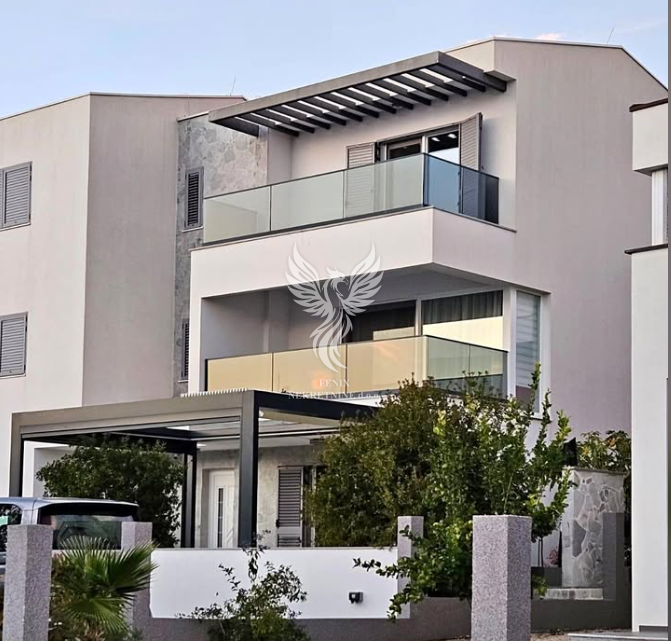 House For sale - Vodice - foto 1/18
