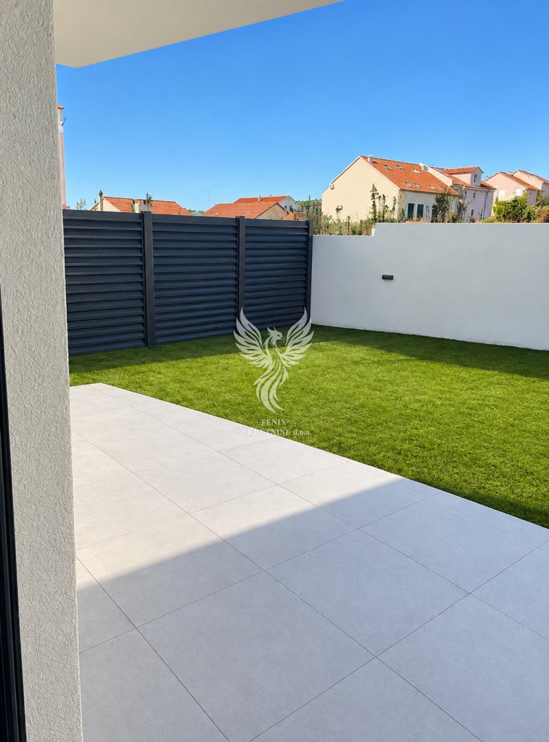 Appartamento In vendita - Šibensko-kninska Vodice