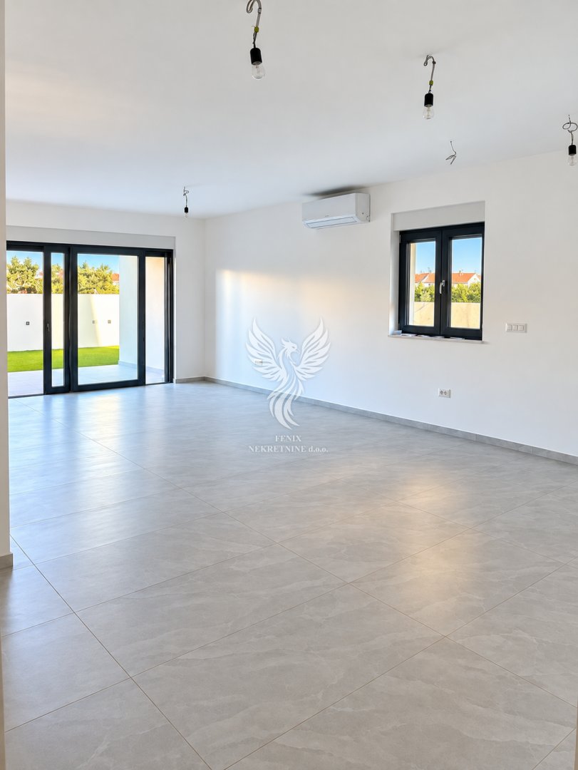 Appartamento In vendita - Šibensko-kninska Vodice