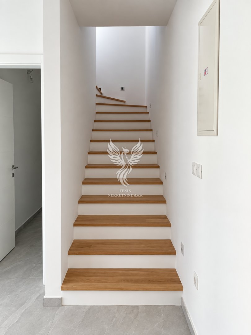 Appartamento In vendita - Šibensko-kninska Vodice