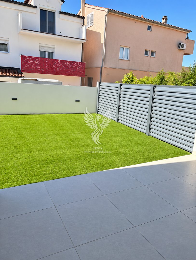 Appartamento In vendita - Šibensko-kninska Vodice