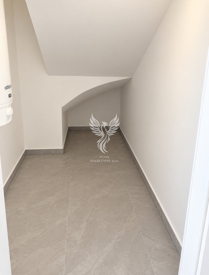 Appartamento In vendita - Šibensko-kninska Vodice
