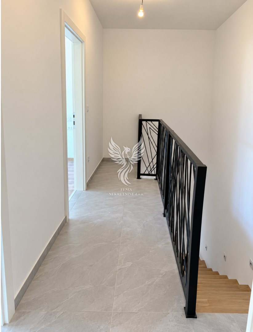 Appartamento In vendita - Šibensko-kninska Vodice