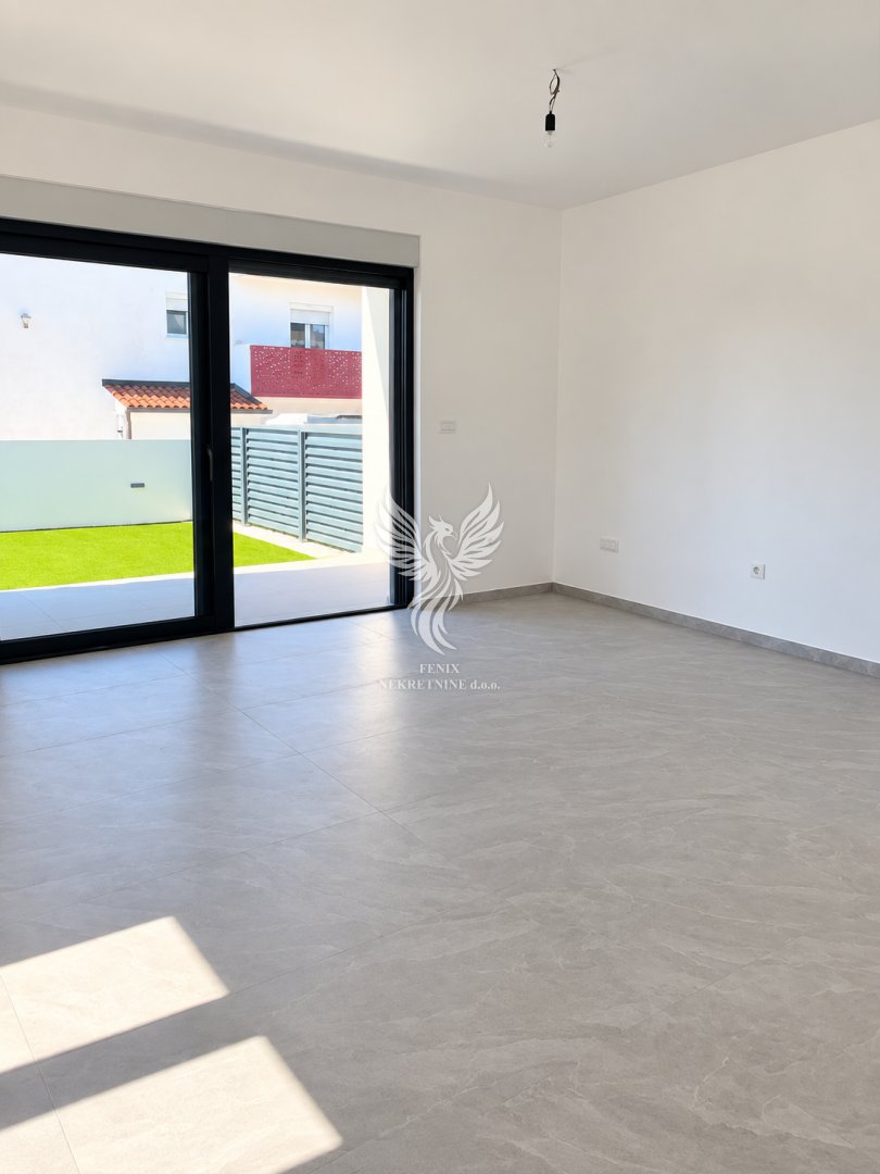 Appartamento In vendita - Šibensko-kninska Vodice