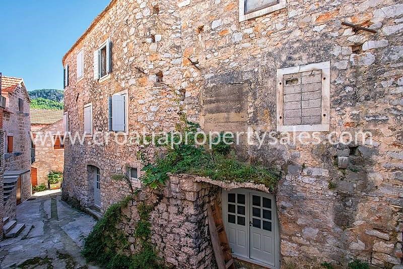 Haus Zu verkaufen - SPLITSKO-DALMATINSKA  HVAR 