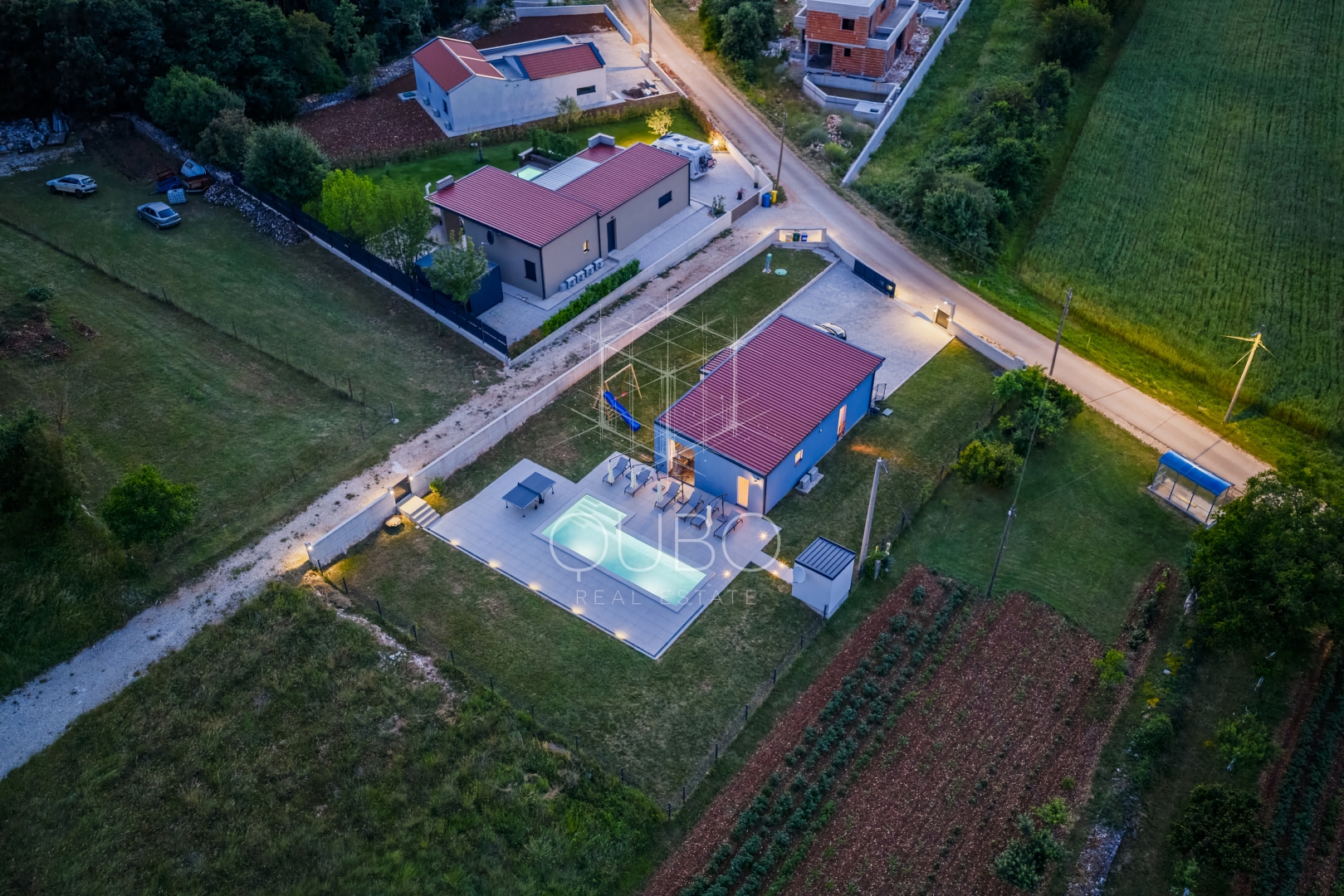 Kuća Na prodaju -  Krničari