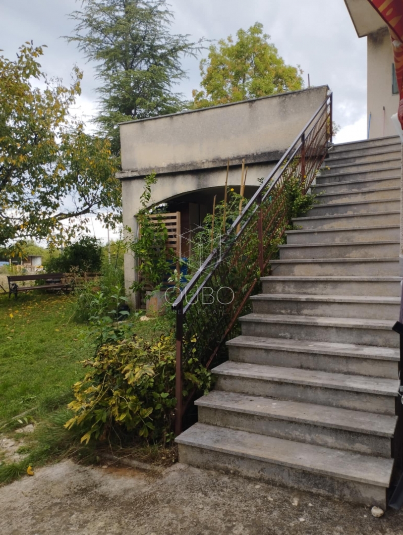 Dům Na prodej -  Jehnići
