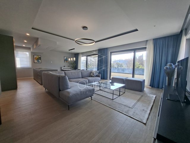 Appartamento in vendita 198 m² – Rovinj