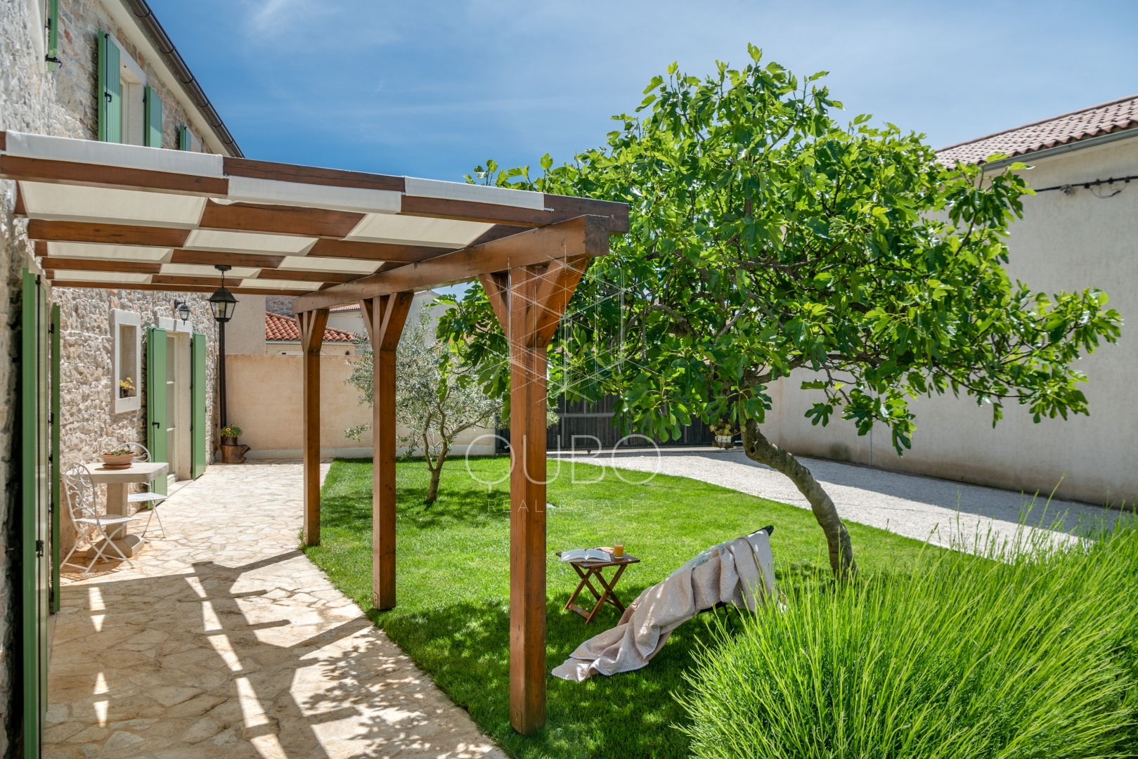 Haus Zu verkaufen -  Peruški