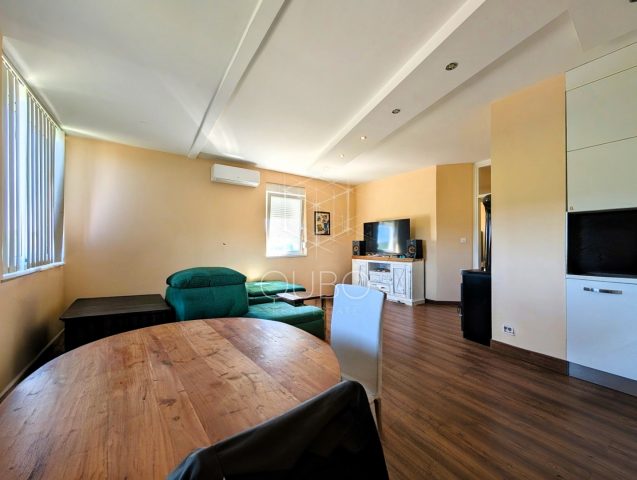 Apartment Zu verkaufen - Istarska Rovinj - foto 2/4