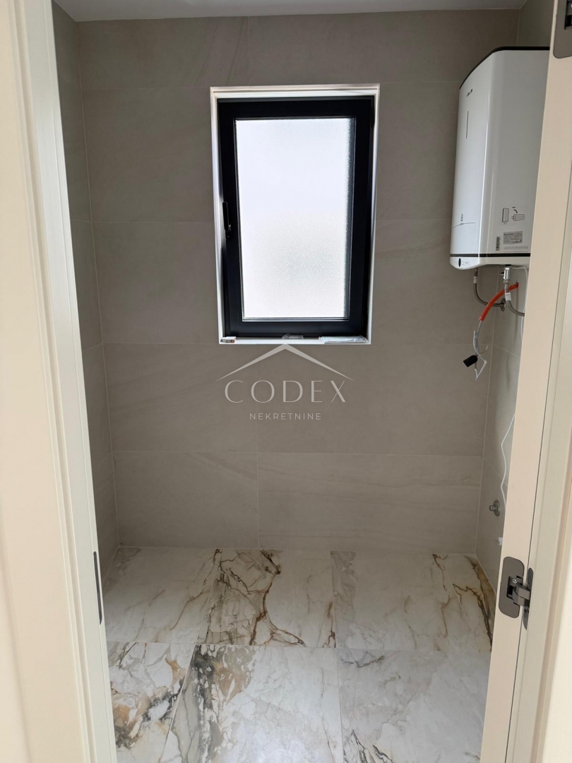 Apartment Zu verkaufen -  Štinjan