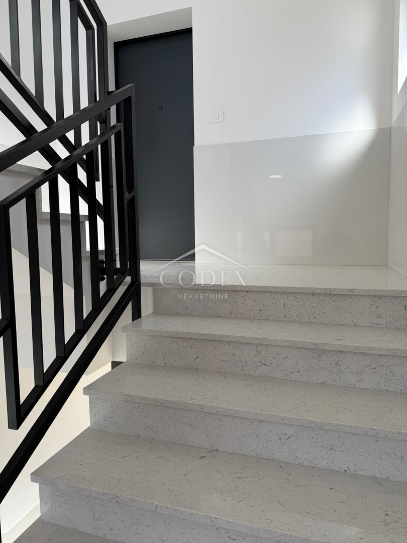 Apartment Zu verkaufen -  Štinjan