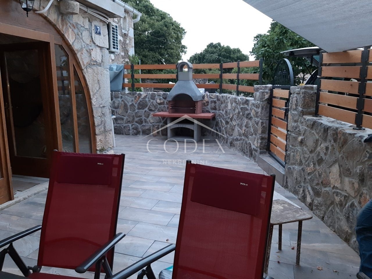 Dom Na sprzedaż -  Pinezići