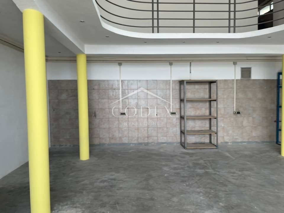 Commerciale In vendita -  Jušići