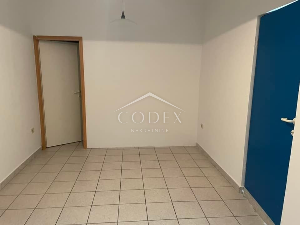 Commerciale In vendita -  Jušići