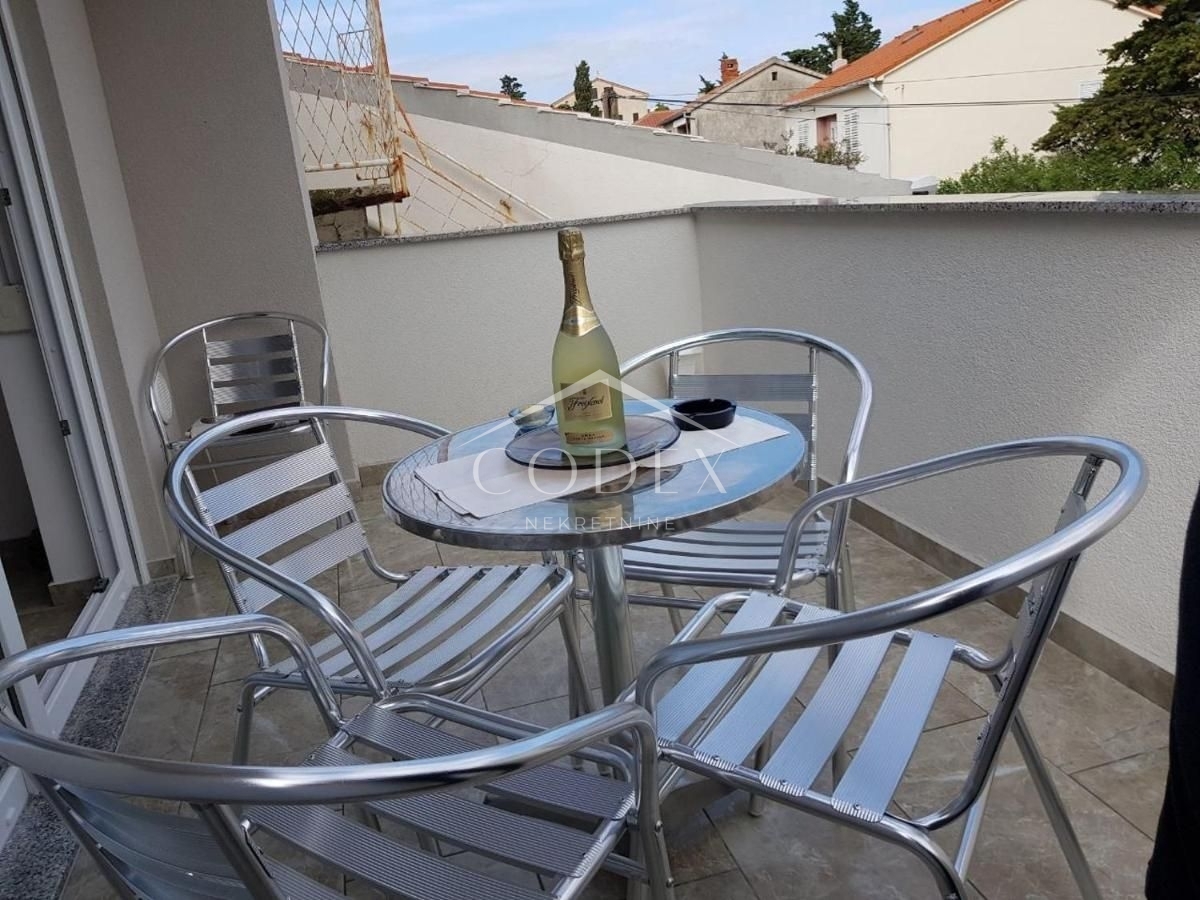 Casa In vendita -  Novalja