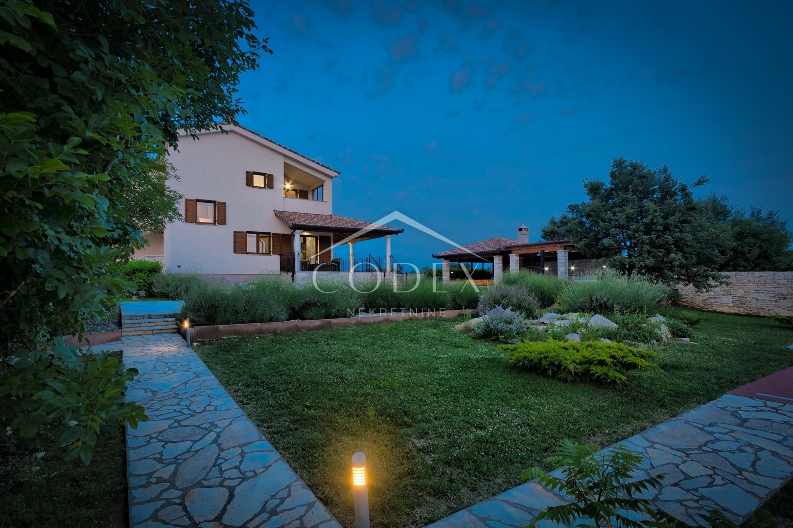 Kuća Na prodaju -  Štokovci