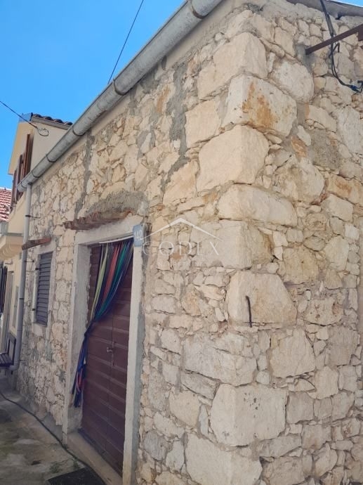 Hiša Na predaj -  Susak