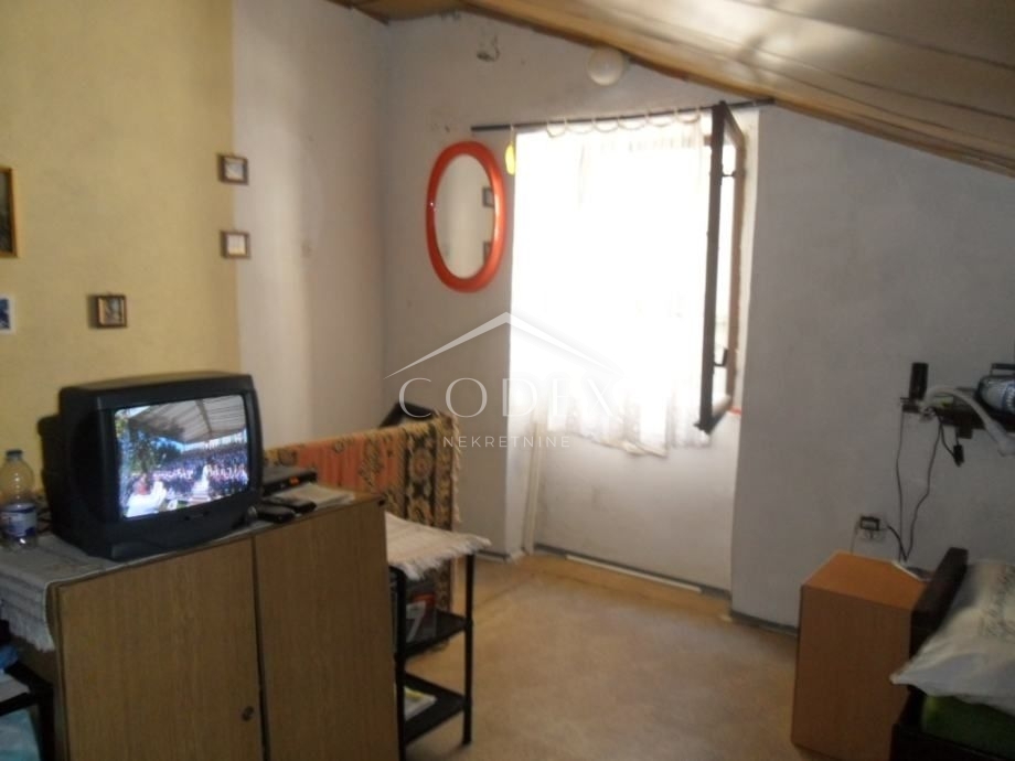 Hiša Na predaj -  Susak