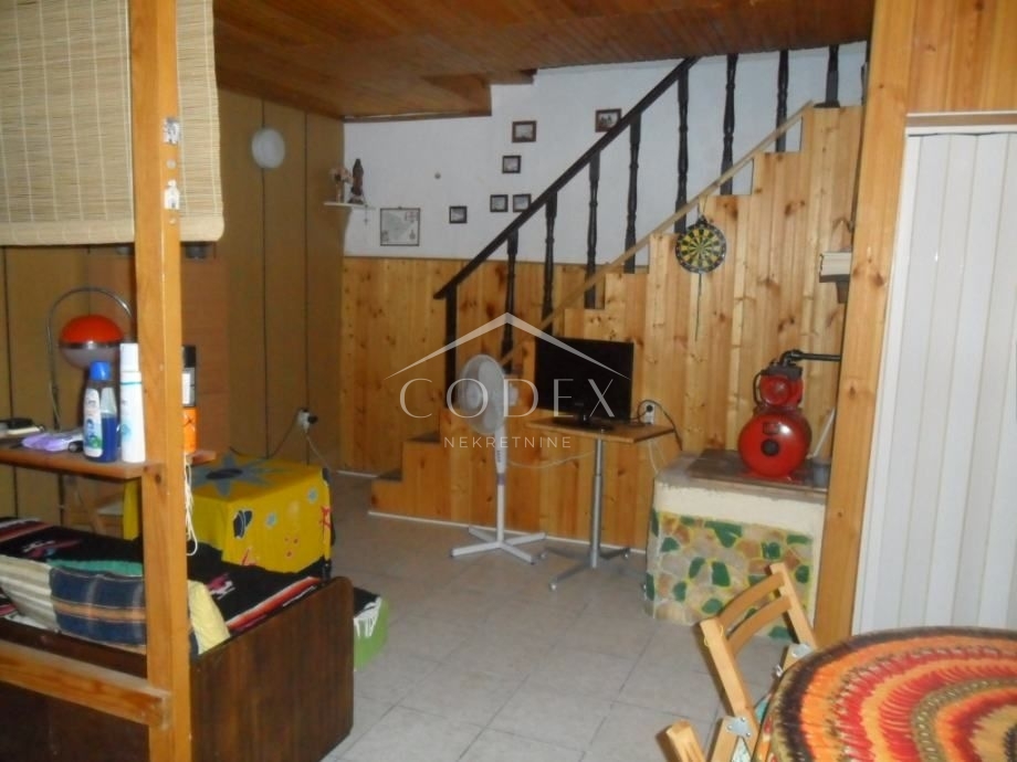 Hiša Na predaj -  Susak