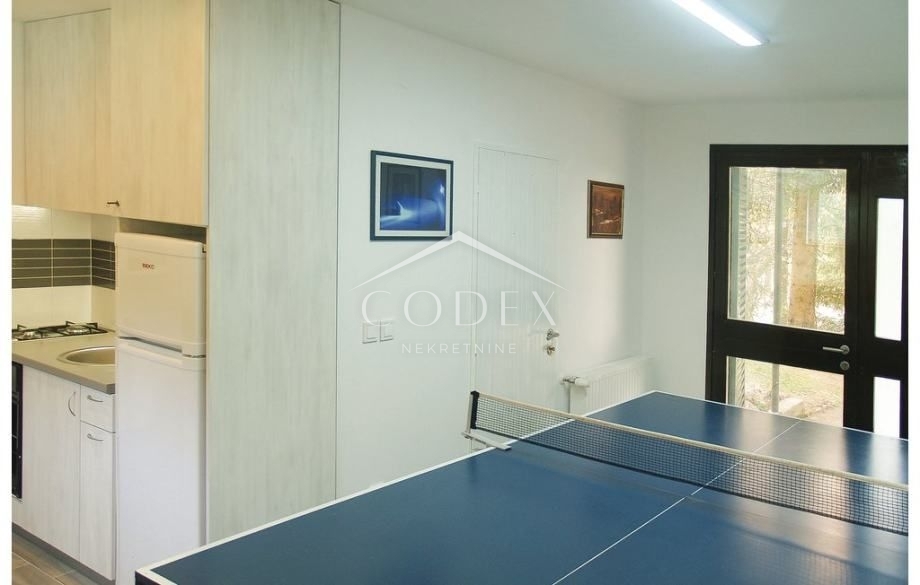 Casa In vendita -  Hajdine