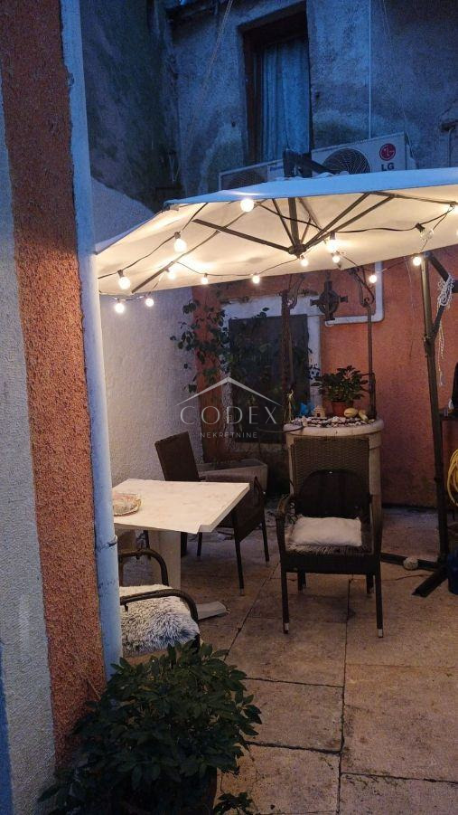 Gewerbefläche Zu verkaufen -  Rovinj