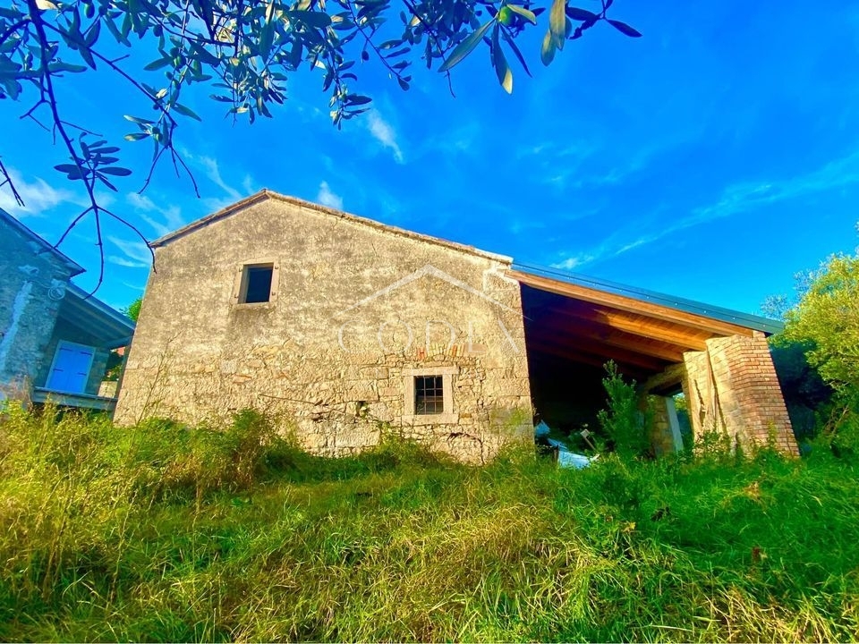 Dom Na predaj -  Draguć