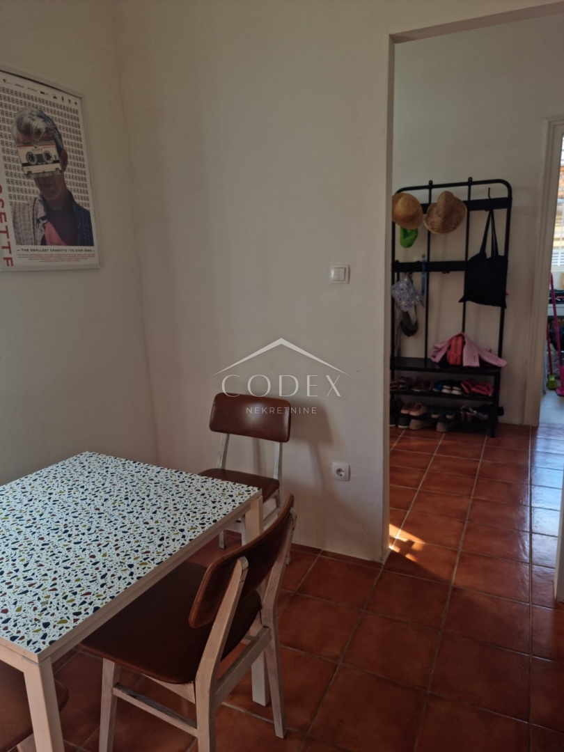 Apartmán Na prodej -  Školjić