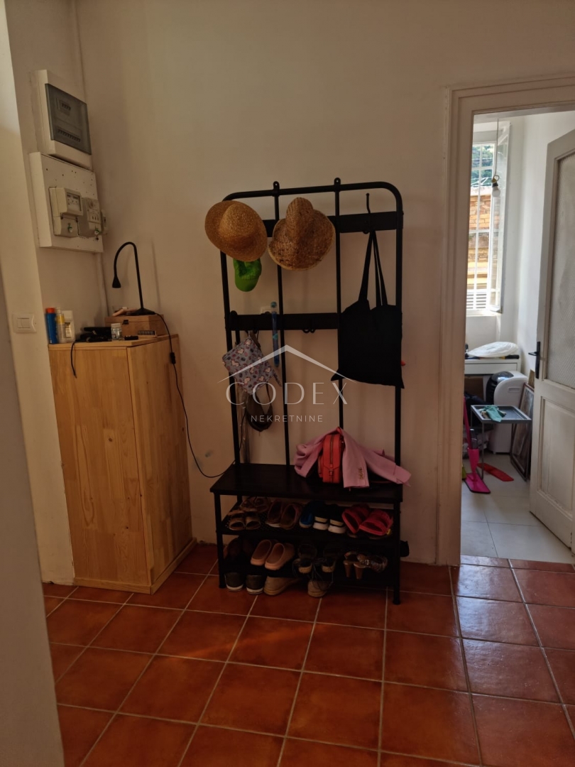 Apartmán Na prodej -  Školjić