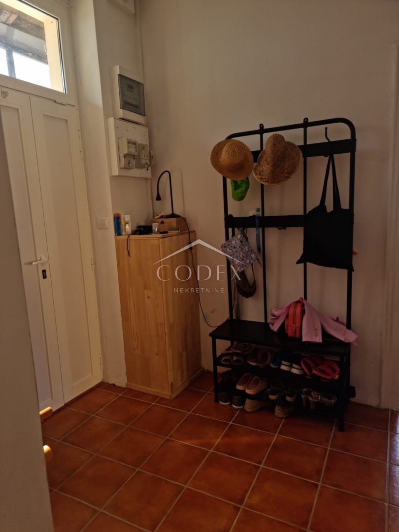 Apartmán Na prodej -  Školjić