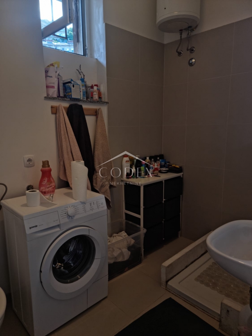 Apartmán Na prodej -  Školjić