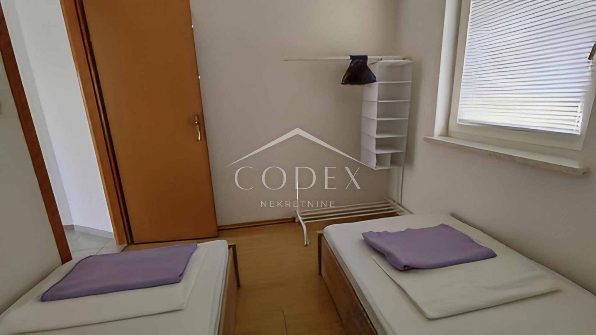 Casa In vendita -  Novalja