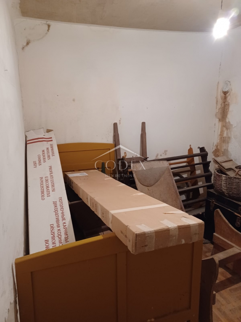 Hiša Na predaj -  Susak