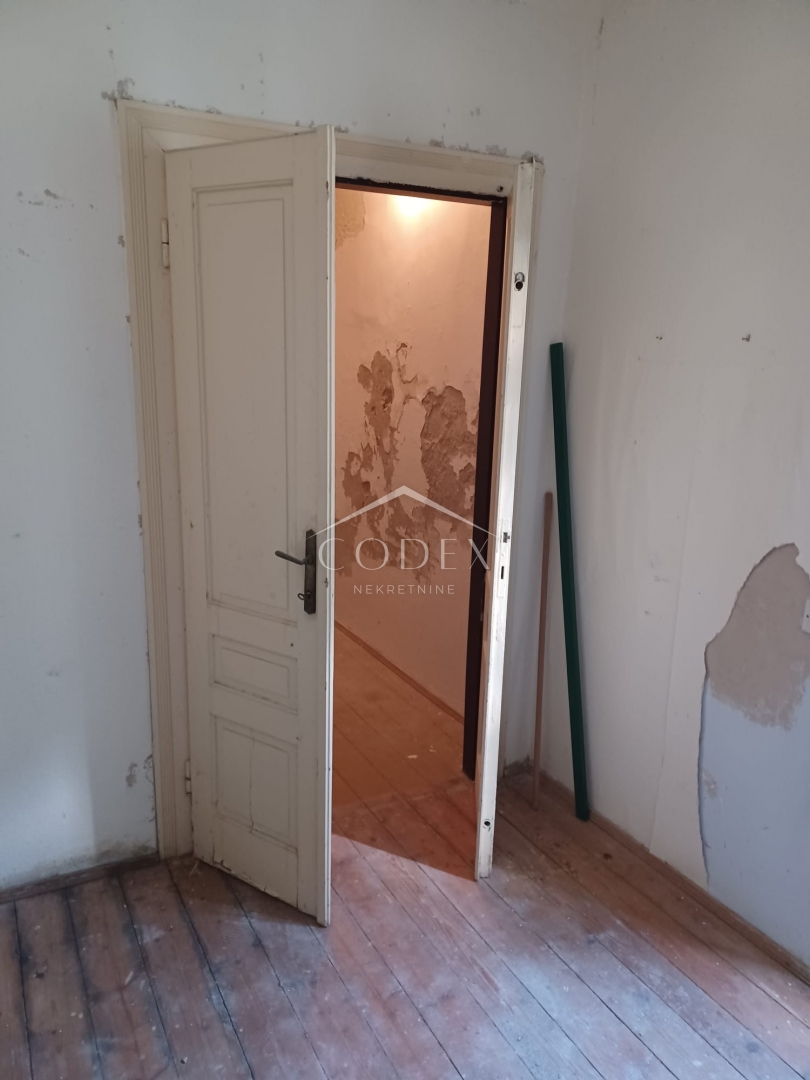 Hiša Na predaj -  Susak
