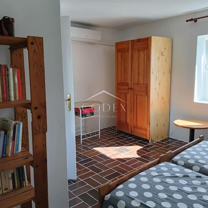 Kuća Na prodaju -  Mali Lošinj