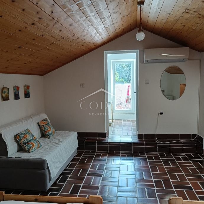Kuća Na prodaju -  Mali Lošinj