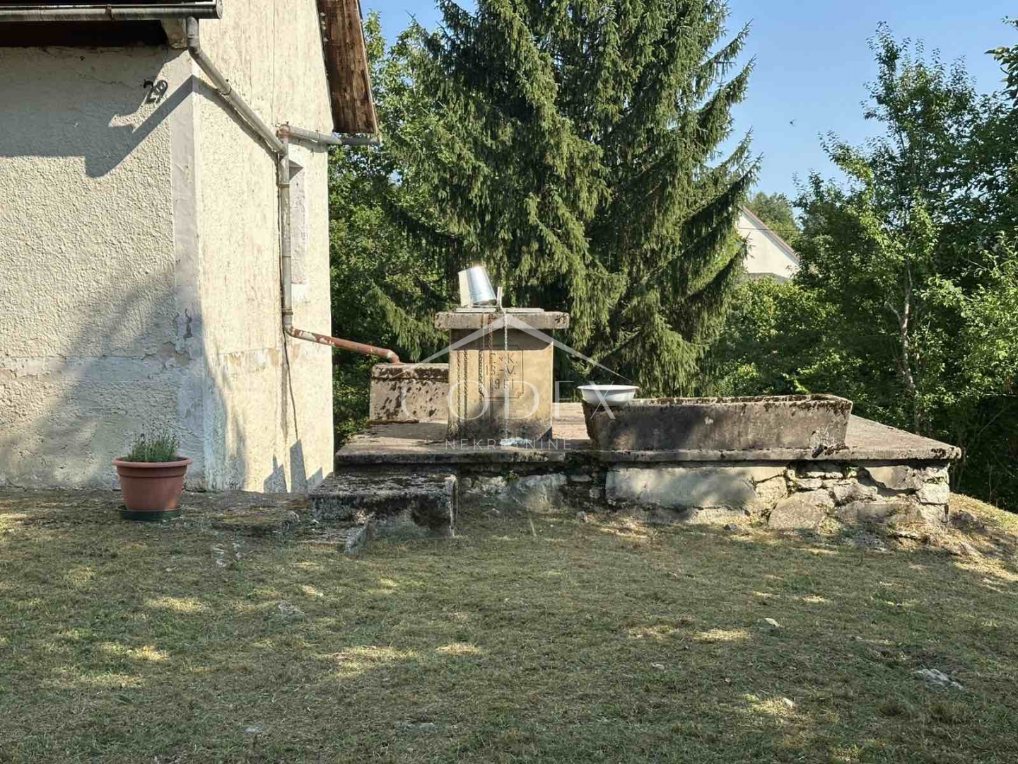 Hiša Na predaj -  Veliki Jadrč