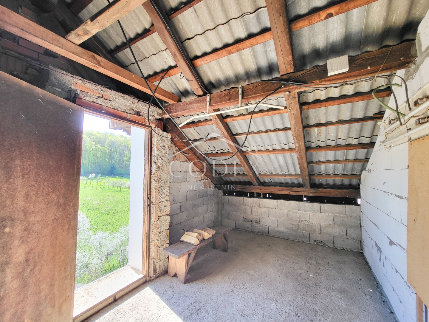 Haus Zu verkaufen -  Donje Mrzlo Polje Mrežničko