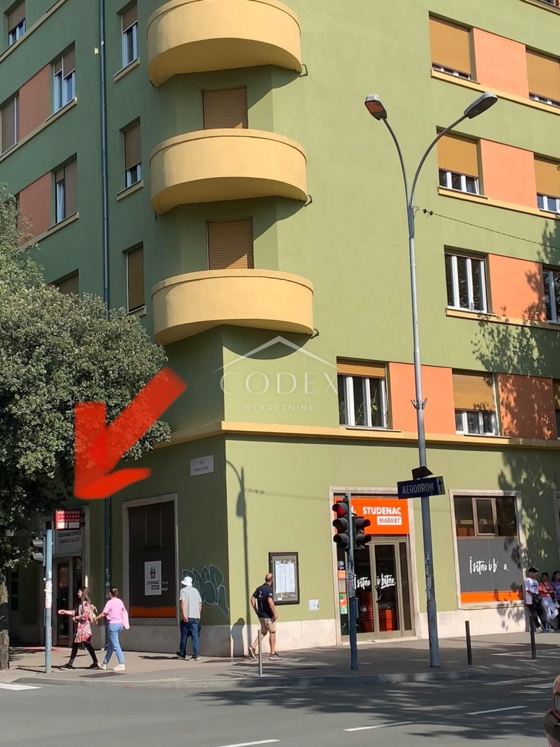 Komerčné Na predaj -  Centar