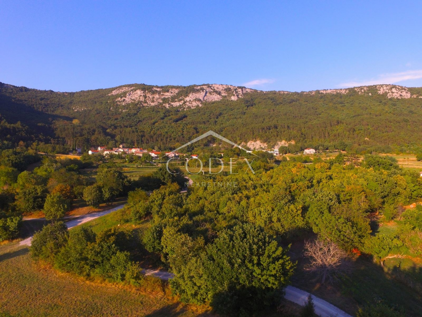 Parcela Na predaj Buzet