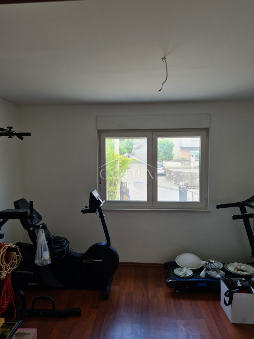 Flat For sale -  Hosti
