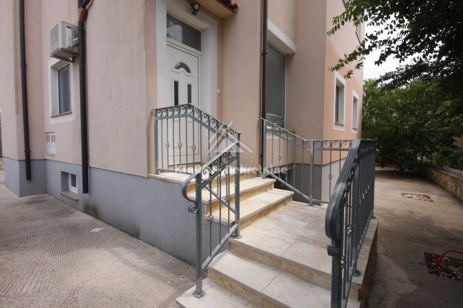 House For sale -  Srima
