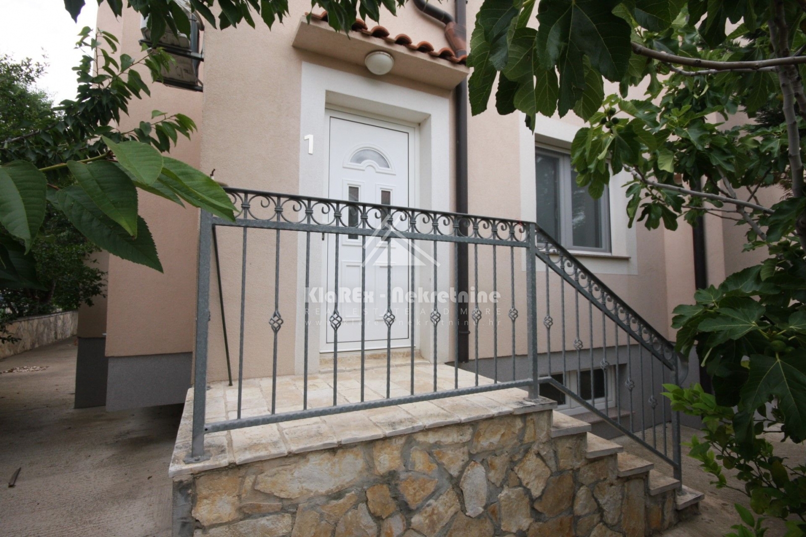 House For sale -  Srima