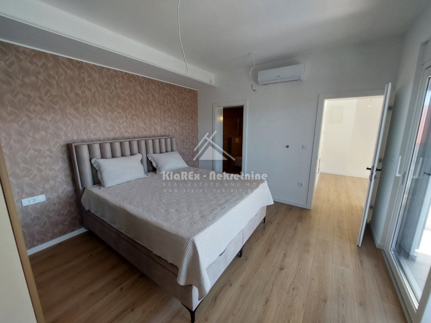 House For sale -  Srima